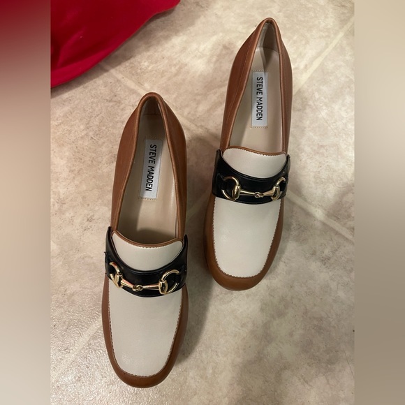 Steve Madden Chic Chunky Brown and Cream 4” heels - Picture 6 of 11